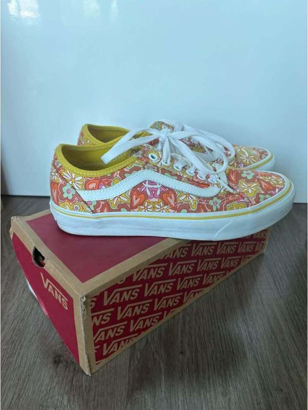 Vans Old Skool Tapered Psychedelic Resort Passion Fruit Shoes Women's 8